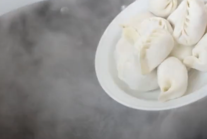 图片[5]-酸汤水饺的做法 味道酸辣可口-起舞食谱网