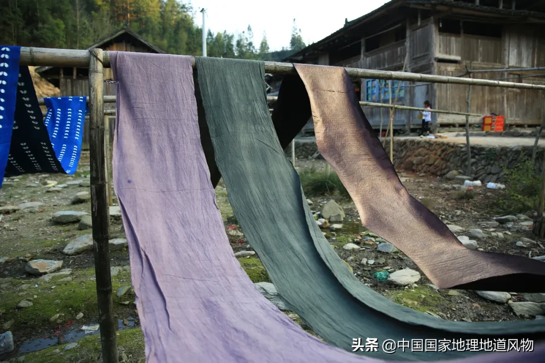 这对夫妇让非遗手艺，登上了巴黎时装周