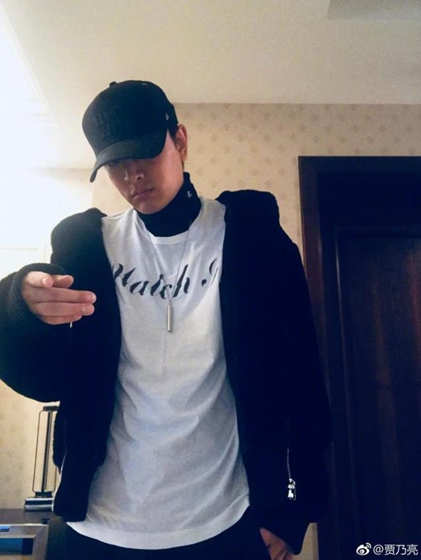 贾乃亮真实性格被揭？岳云鹏称其爱表演，郭京