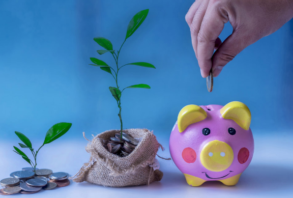 一个家庭一年能存12万，在国内算啥水平？看央行的数据