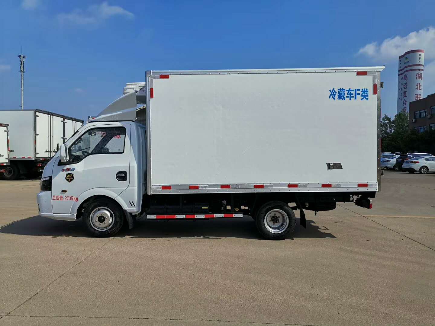 国六小型厢货冷藏车-东风途逸冷藏车价格
