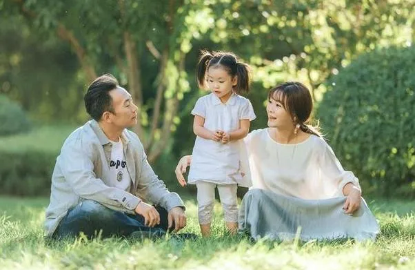 辞去铁饭碗成育儿专家的“央视名嘴”，如何做