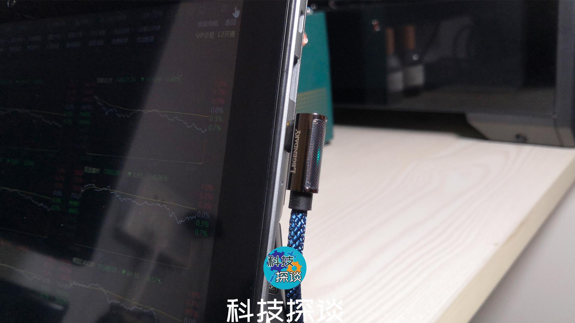 办公学习两不误，很适合学生的Win10二合一平板，酷比魔方iWork20