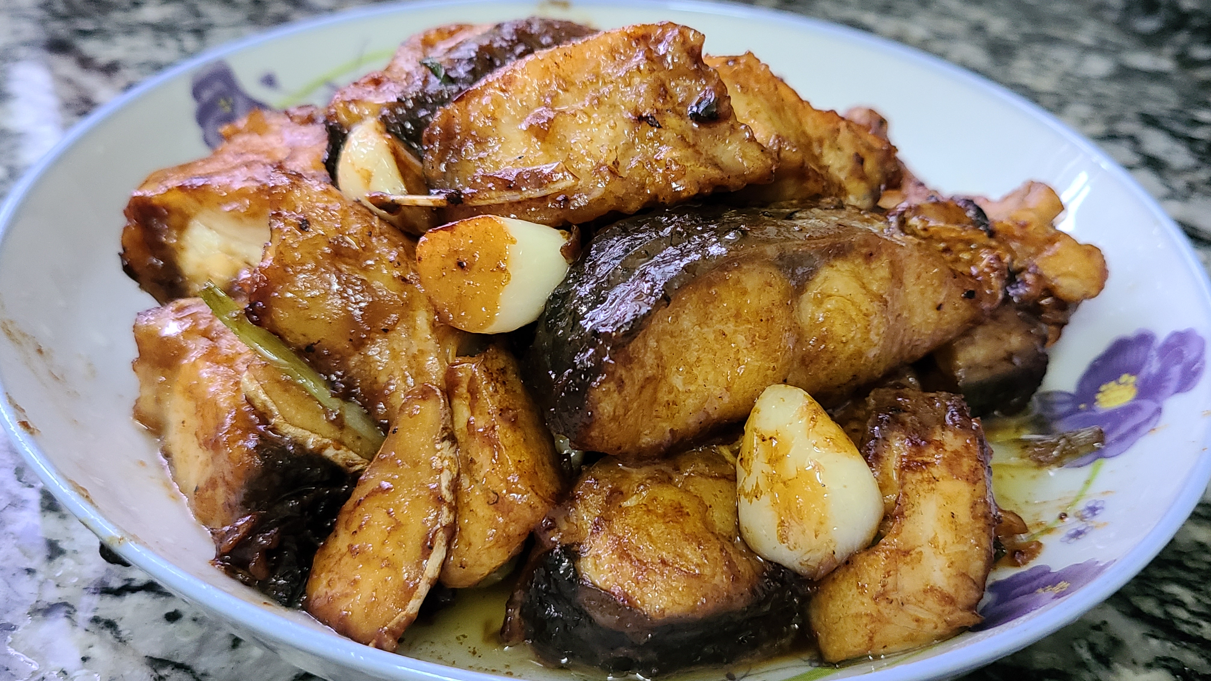 鱼肉我最爱这种做法，香味浓味道好，好吃又下饭，看着都想吃