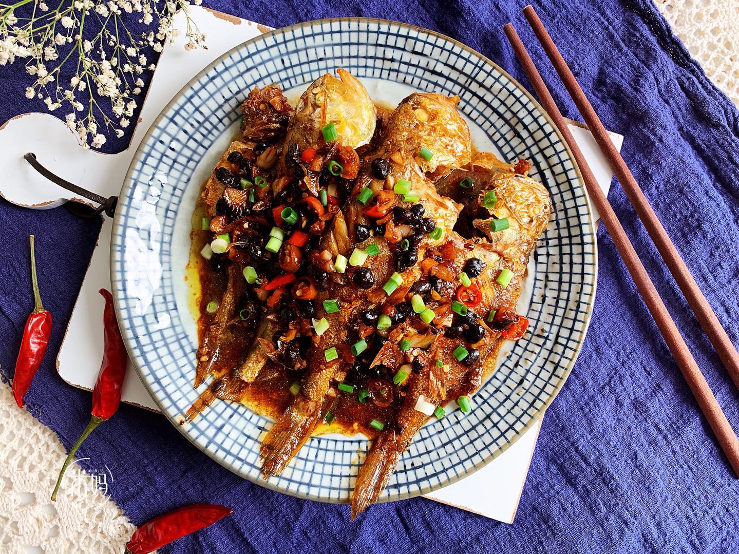 圖片[1]-豆豉炒小黃魚做法步驟圖 肉質鮮嫩營養高開胃又下飯-起舞食譜網