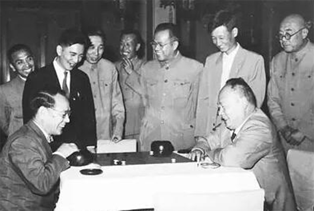 淮海战役，杜聿明被俘的真实经过：自曝身份要求见陈毅