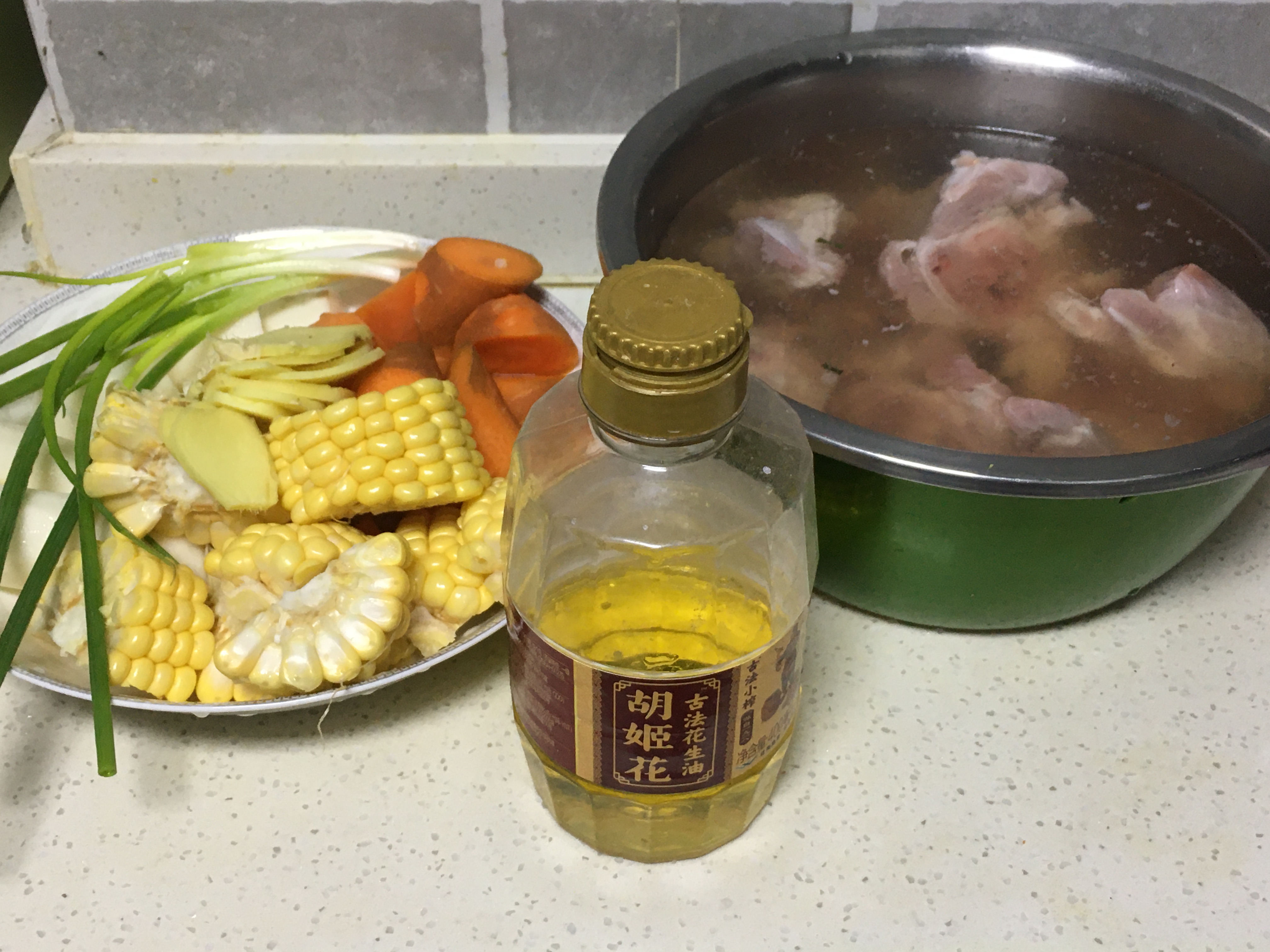A must-have soup in autumn, teach you to do this, the soup is rich and not greasy, and those who don’t like soup will fall in love with it.