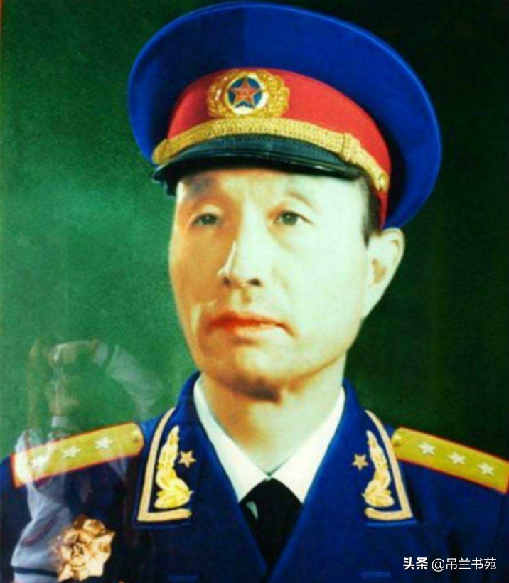 这座城市并不靠海，71年前，人民海军为何诞生在