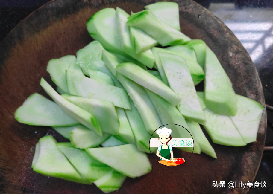 圖片[5]-魚骨絲瓜雞蛋湯做法步驟圖 春天吃特營養-起舞食譜網