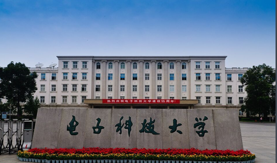 受够了“辅导作业”？解放家长的寒假英语冬令营特训班！报一送一
