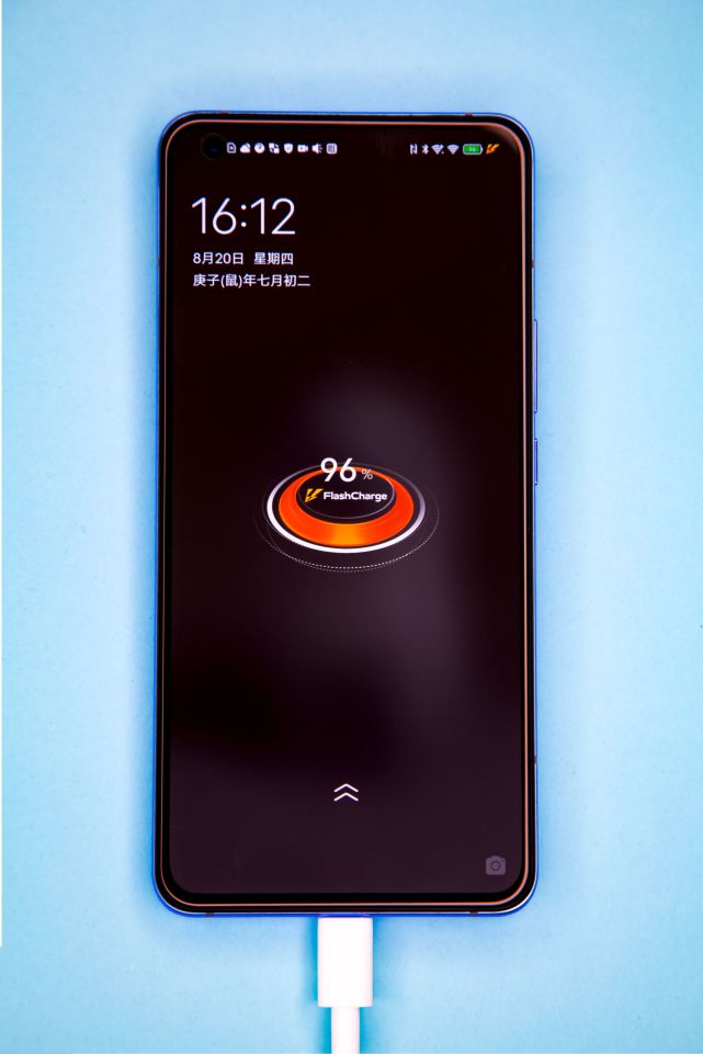 全能旗舰iQOO5评测，一款没有“短板”的手机，难道不香吗