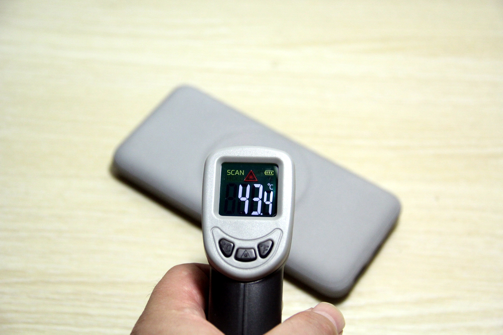 旅行必备装备推荐：南卡无线充电宝POWER3