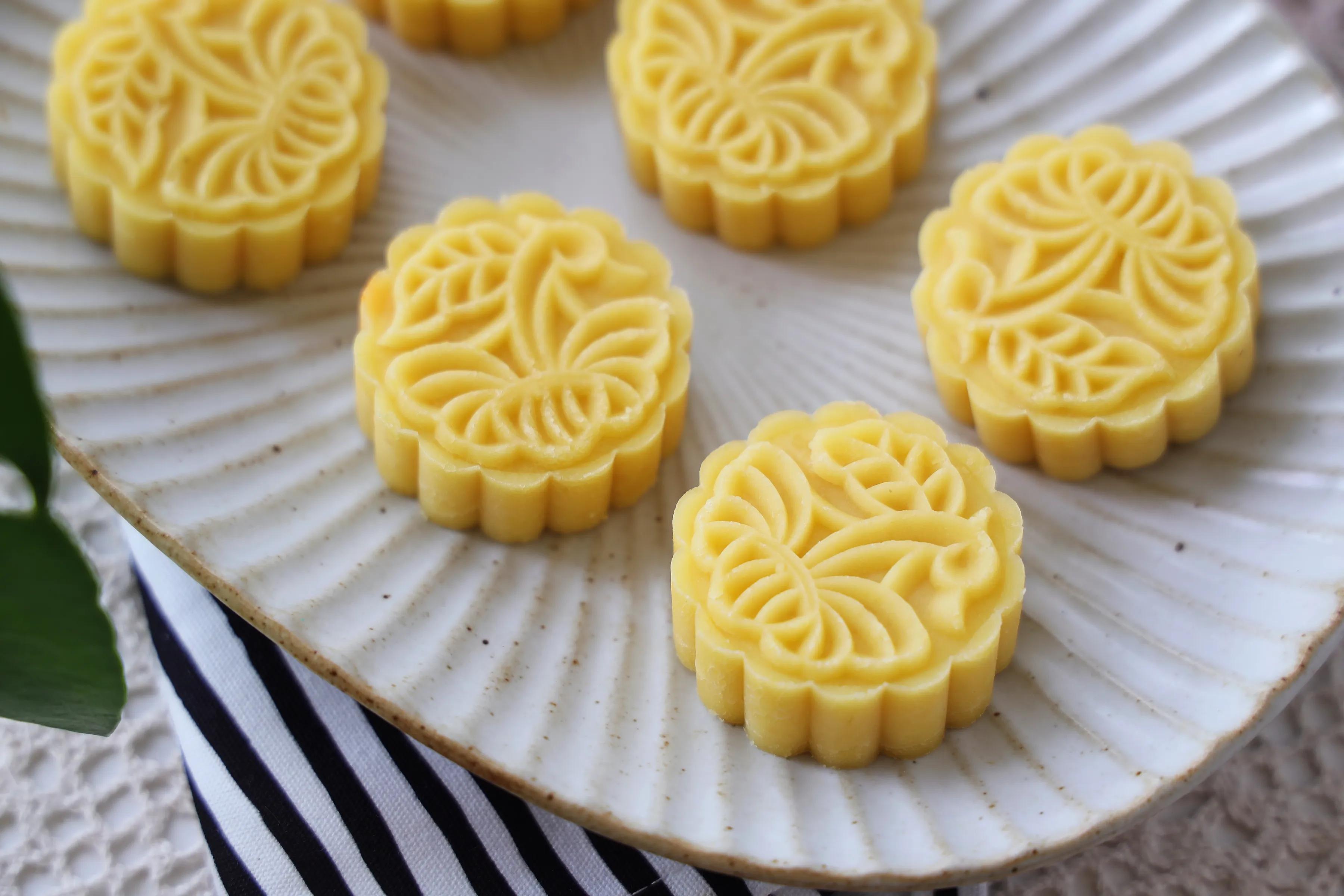 教你做流心綠豆糕，香甜不粘牙，送人倍有面子，夏天必吃的甜點