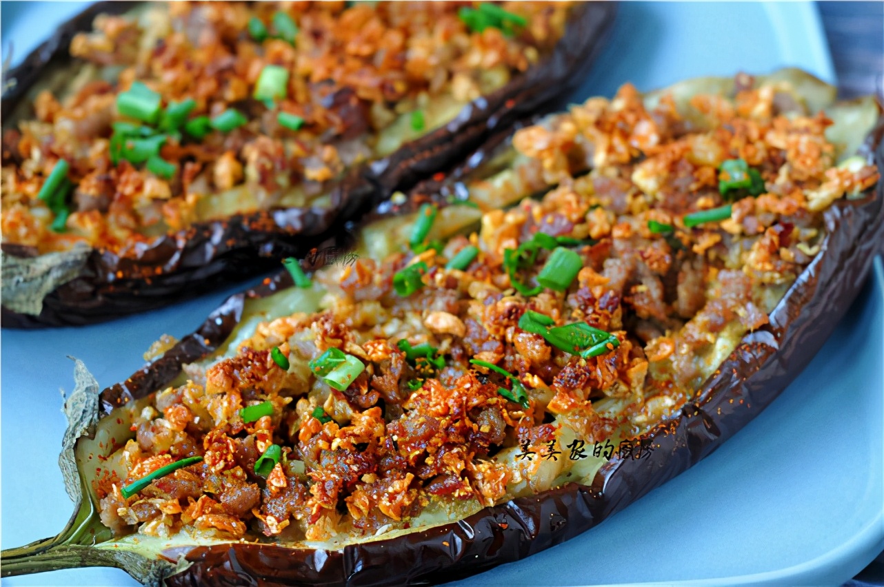 茄子別再炒了，加1把大蒜，不蒸也不炸，鮮嫩入味，少油最健康