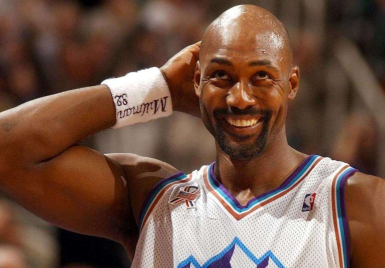 名扬四海！盘点NBA绰号最好听的十大球星：外号