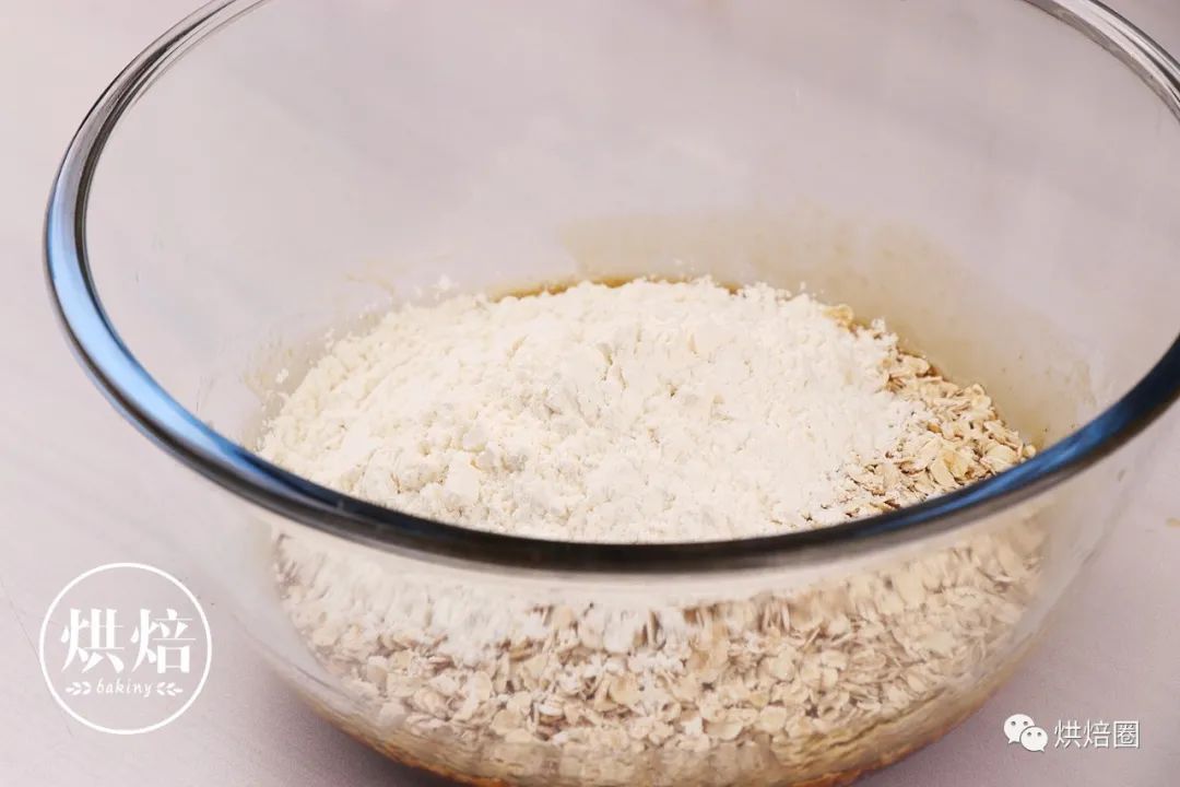 隔离在家做零食 不长肉黑糖燕麦饼干 可能要算健康零食排行榜前五吧