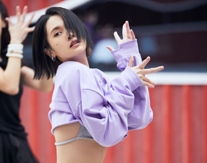 终于有人敢批评张柏芝了，杨丞琳“新官上任”