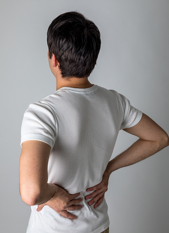 “腰痛”的九大原因，面对它我们该怎么办？快来看看