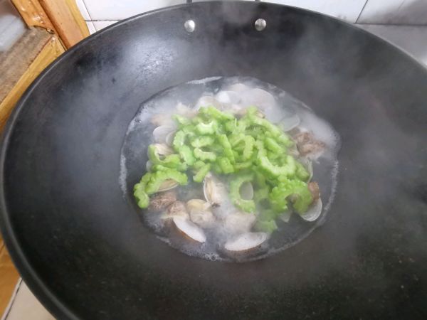 “立秋后1碗湯，不用醫(yī)生幫”，這5款湯水記得喝，營(yíng)養(yǎng)美味去秋燥