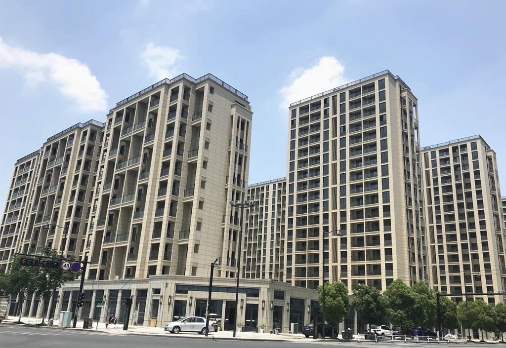 面对2021年的楼市，手里有30万，是选择买房好还是存钱好？