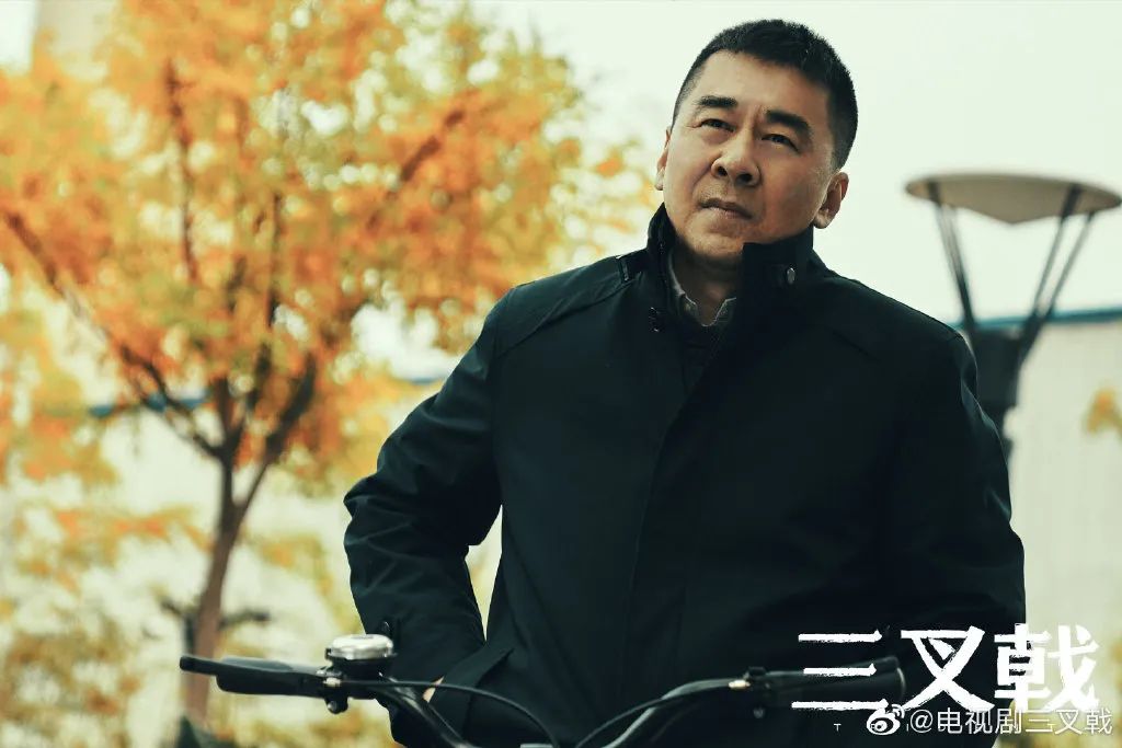 豆瓣8.4，《三叉戟》的看点仅在三位老戏骨身上