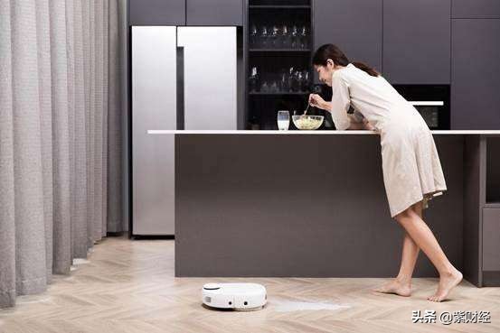 上海交大毕业，抄袭竞争对手，上榜福布斯精英