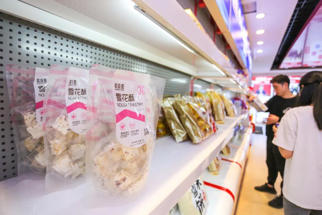 盼盼食品集团“长公子”蔡镕骏：“世界盼盼”梦