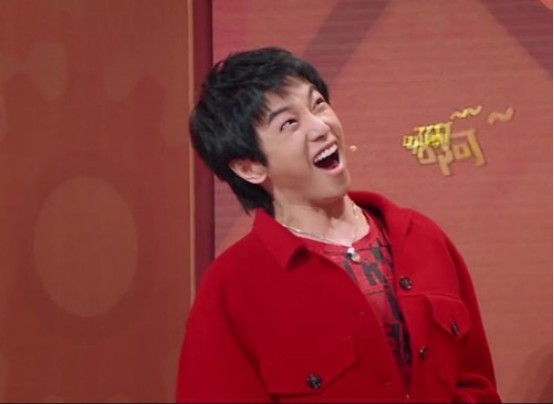 A dress wears Hua Chenyu 8 years, collect the watermelon on the ground to eat, should hide the truth from rich 2 acting identities? 