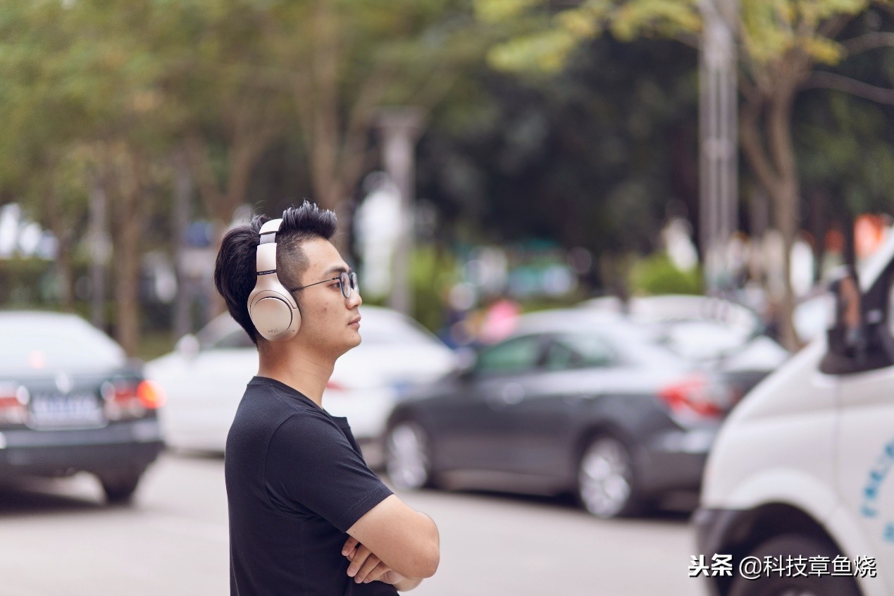 惠威AW-85测评：降噪无线蓝牙耳机销售市场的破局者