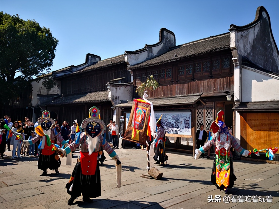 A day trip to Wuzhen and Xinshi ancient towns