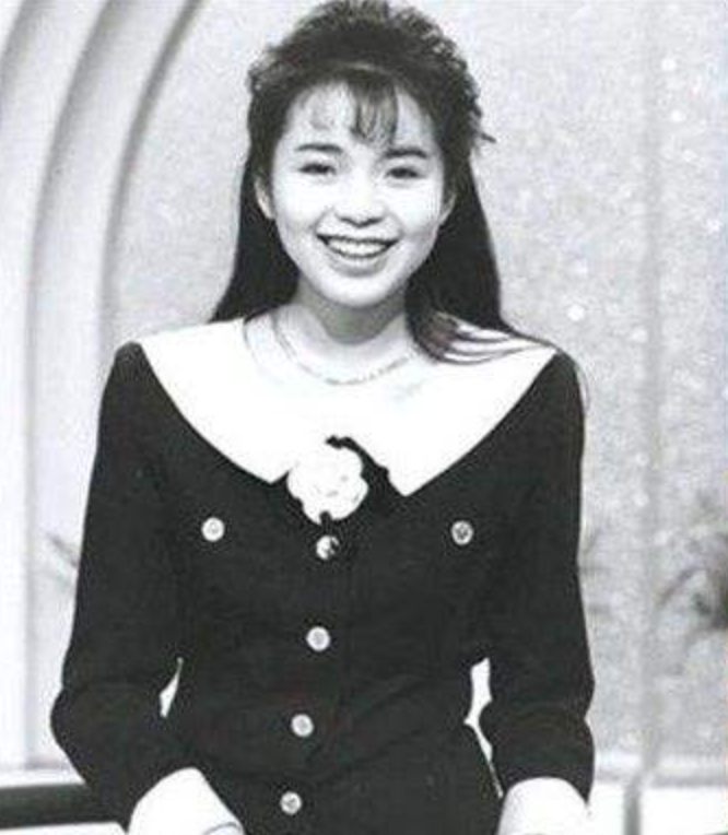 朱迅哭喊：“妈回家吧！”她84岁的母亲为何在加