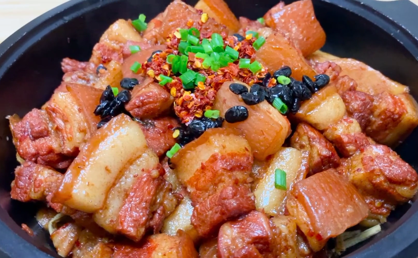 五花肉這樣做最好吃，簡單易學，肥而不膩，比紅燒肉還香，真解饞