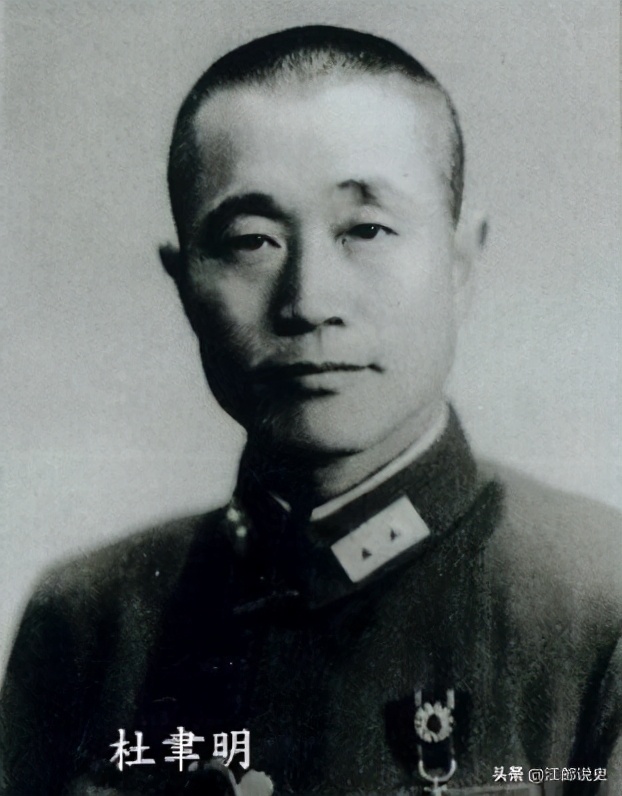 韩练成：1950年才入党，为何还能授中将？朱德：为党立了大功