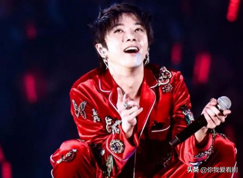 华晨宇在第一时间发博文宣布演唱会延后，为啥？3个原因引人关注
