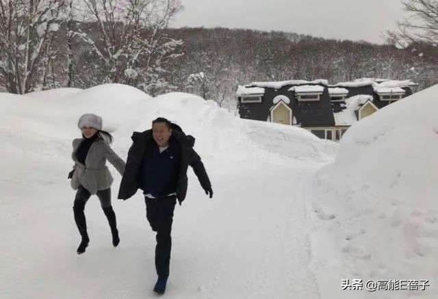 娇妻出轨却爆六年没有夫妻生活？这回他终于心