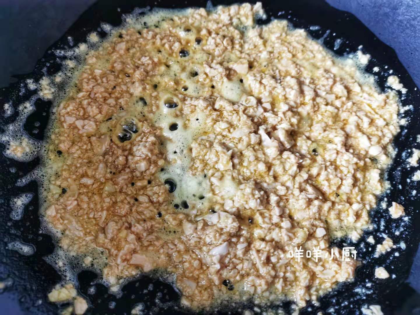 秋天吃南瓜健脾养肺，分享南瓜的新吃法，做法简单，味道咸鲜独特