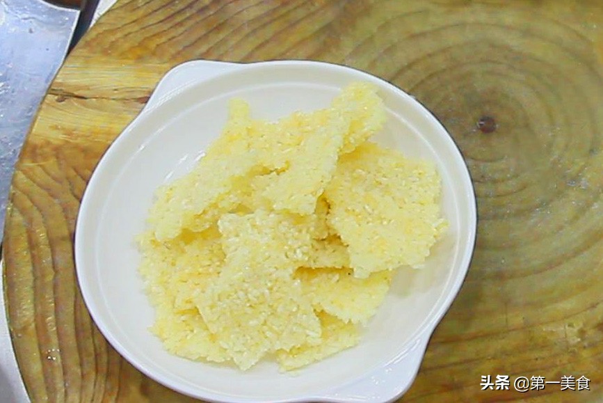 图片[9]-经典四川名菜锅巴肉片这样做 酥香中带着肉片的嫩滑 家人都爱-起舞食谱网