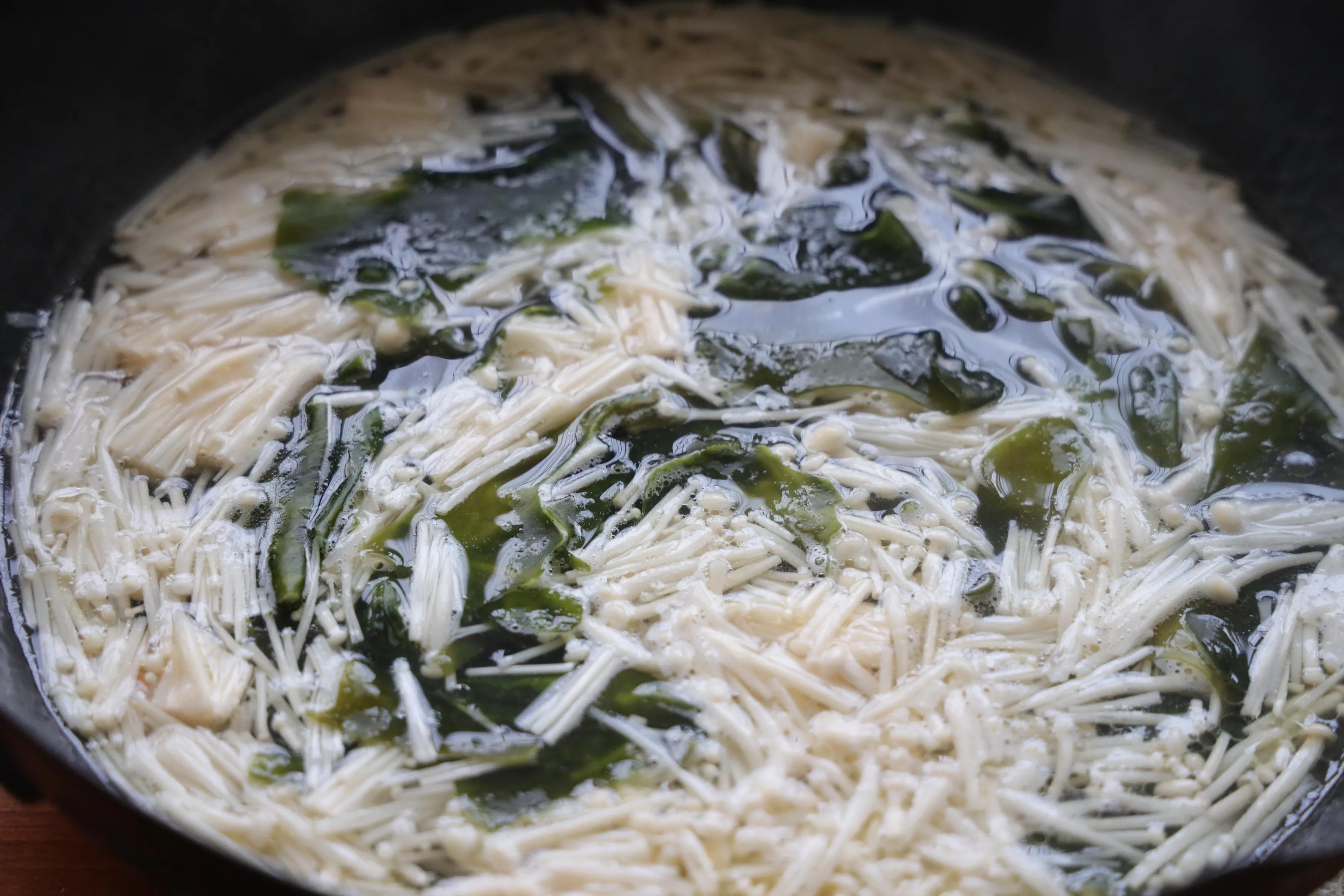 入秋后，我家常喝这碗汤，营养丰富，鲜美解馋，家有孩子更爱喝