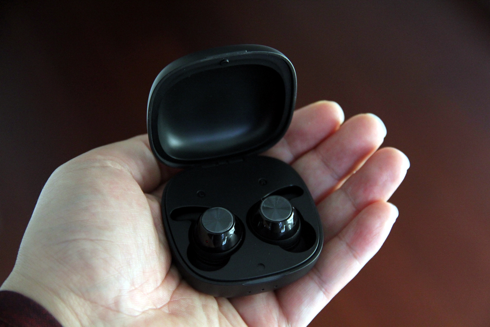 那么多真无线耳机，为啥我独独选了百元的XISEM Ares