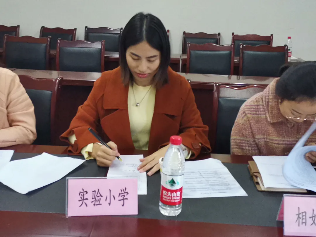 关注心理健康，呵护学生成长——西华师大康钊教授到蓬安中学指导心理健康教育工作