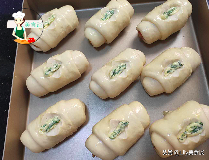 If you want to eat bread, you don’t need to buy it. You can make it at home. It is as delicious as the one you bought. Both adults and children love it.