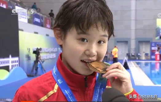 跳水三小只全运会证件照可爱!全红婵不笑显霸气,张家齐幼儿园萌娃