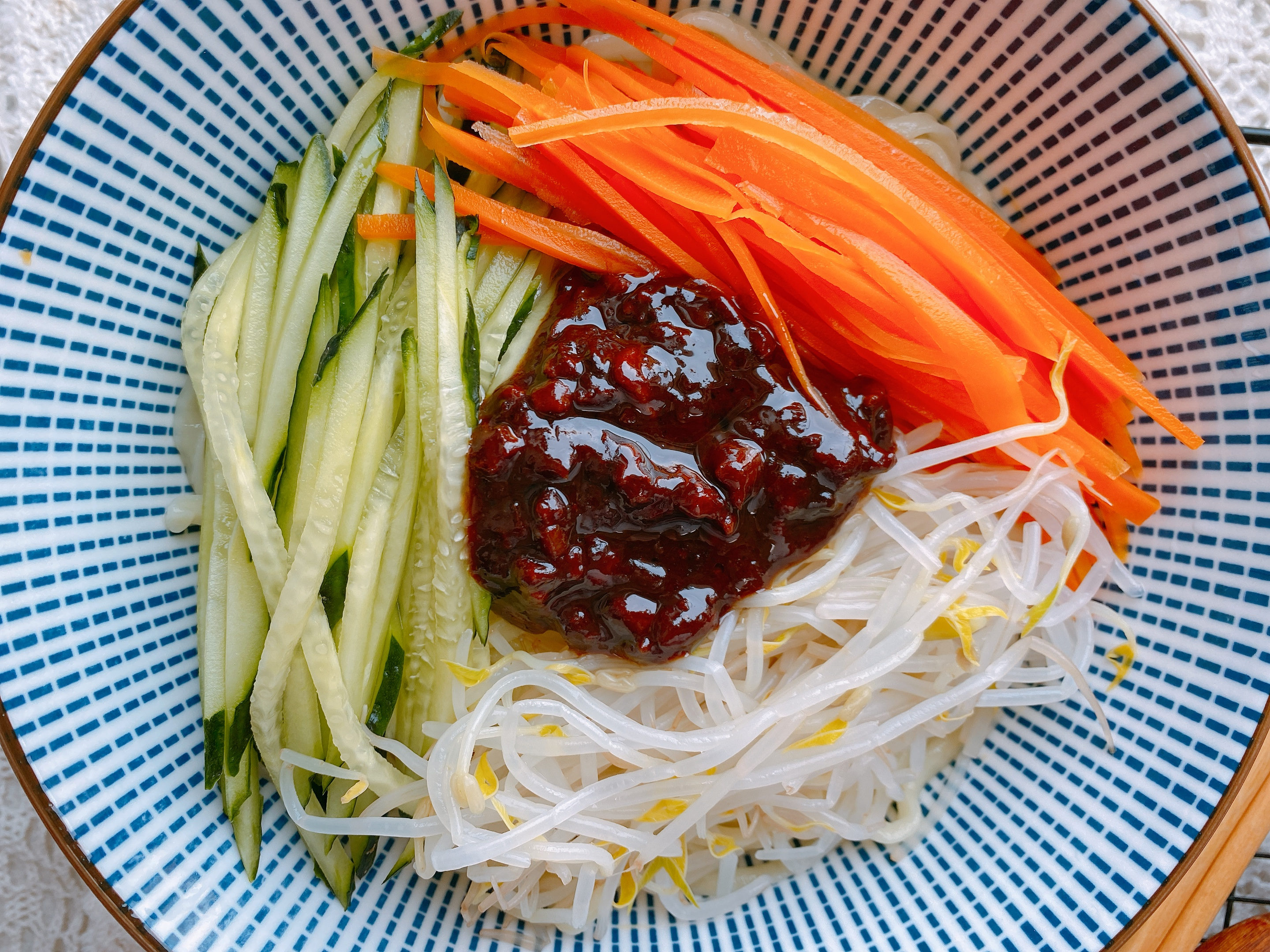 炸醬麵香不香，醬是關鍵，3種醬料不加一滴水，做法簡單醬香濃郁