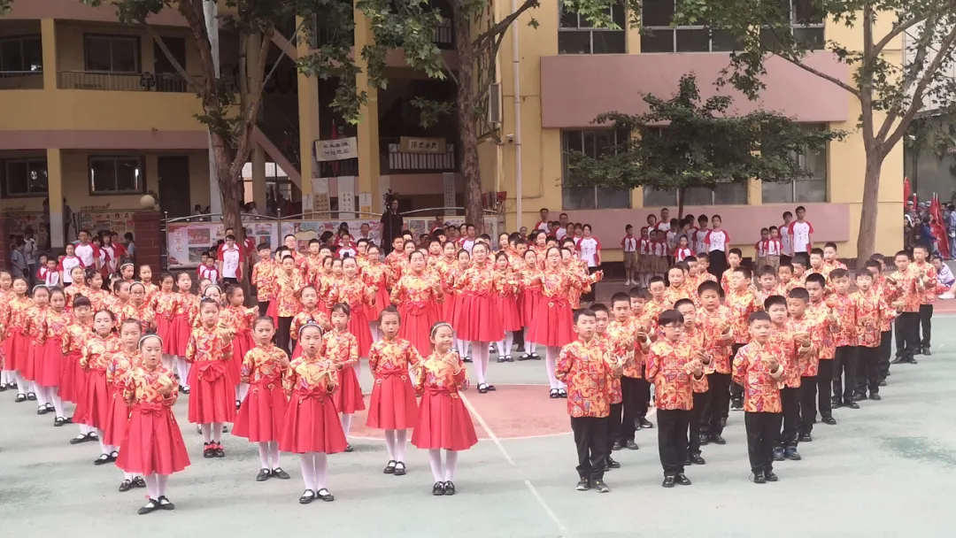 临汾市解放路小学百年校庆!为何这样“火”(图7)