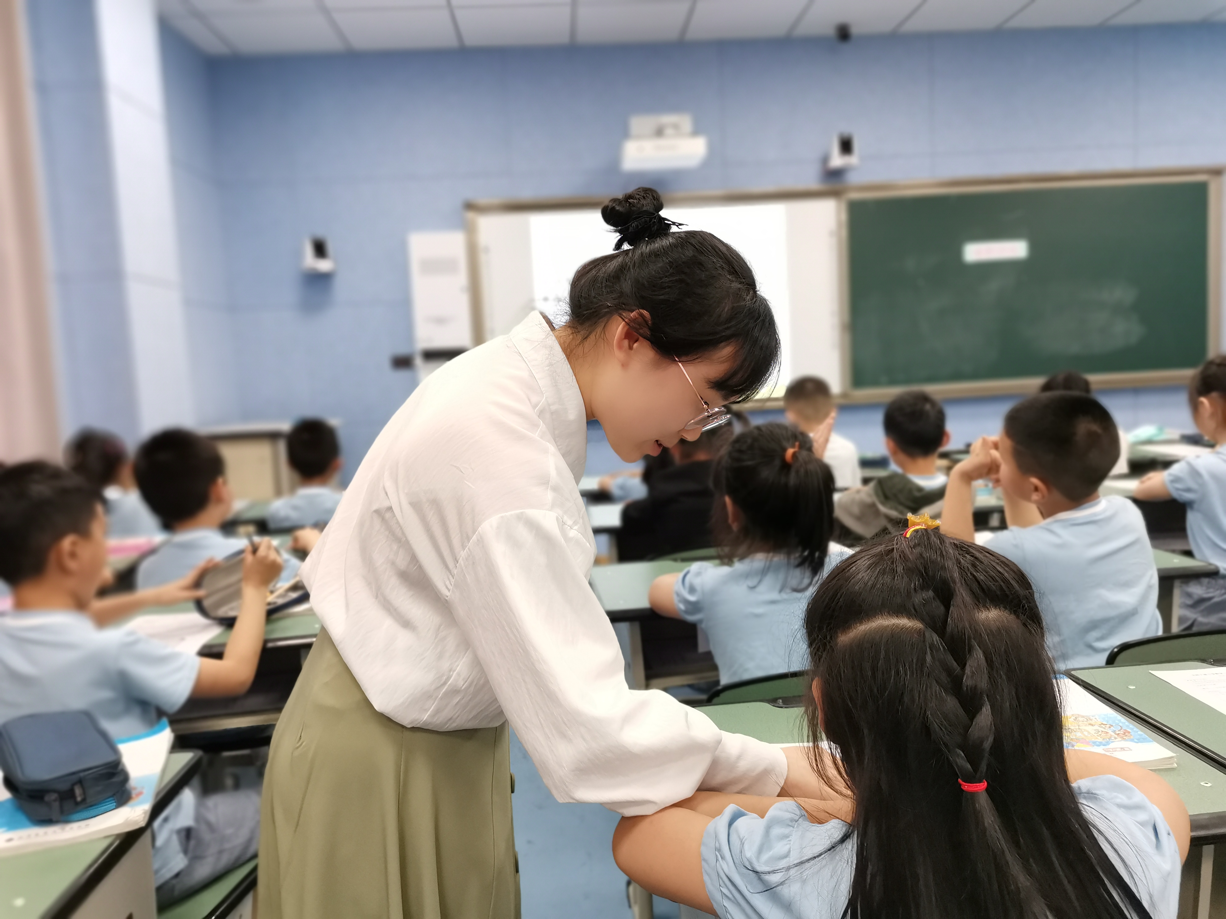凝聚“新”力量 创造“新”成果丨双流实小东区新教师成长汇报课