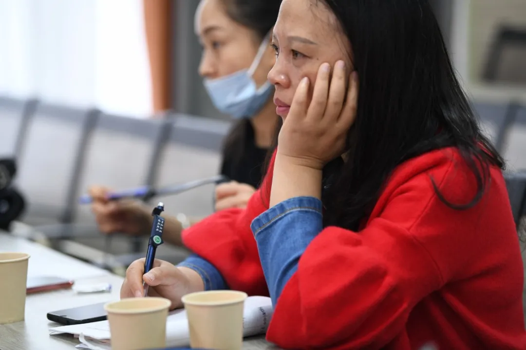 龙泉驿区航天小学校开展统编版习作单元整体教学研讨活动
