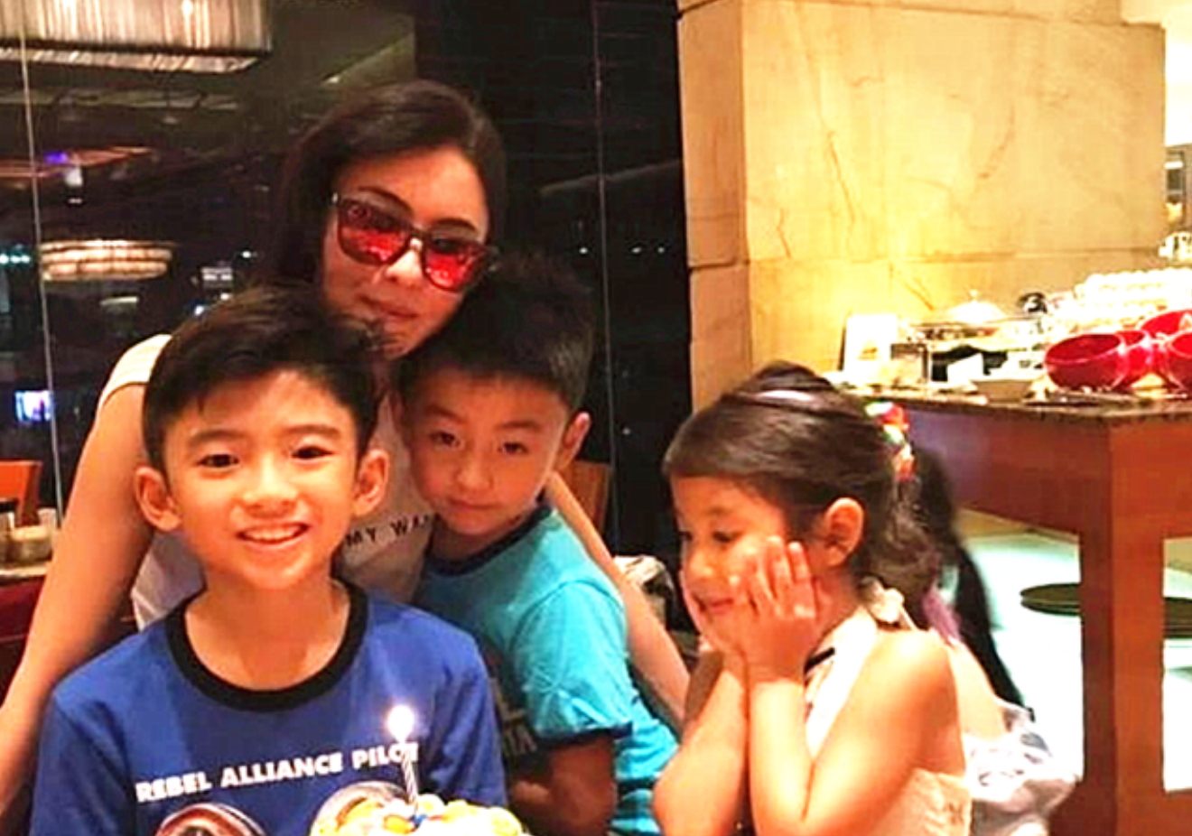 张柏芝三儿子曝光，高颜值超越两个哥哥，网友