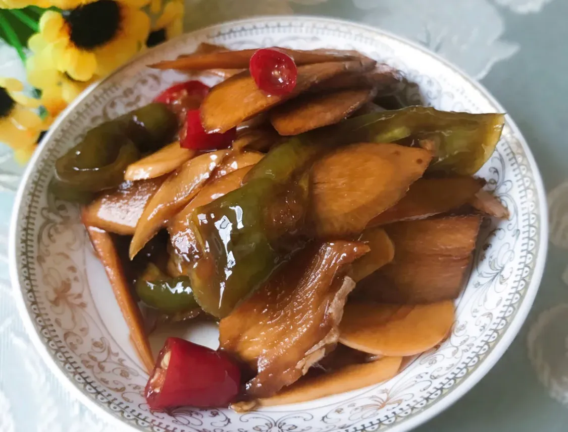 牛蒡大家都怎么吃?我们烟台人腌着吃,超好吃 美食做法 第8张 牛蒡大家都怎么吃?我们烟台人腌着吃,超好吃 美食做法 第8张