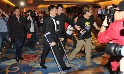 硬汉吴京的蜜糖婚姻：20亿身价背后，是妻子谢楠的一句“我养你”