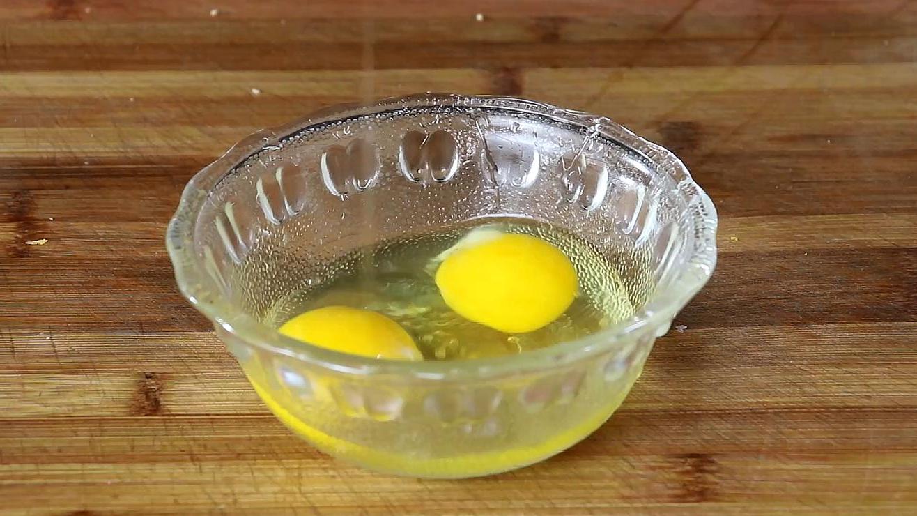湯圓裡加雞蛋，沒想到這麼好吃，美味又新奇，全家都愛吃